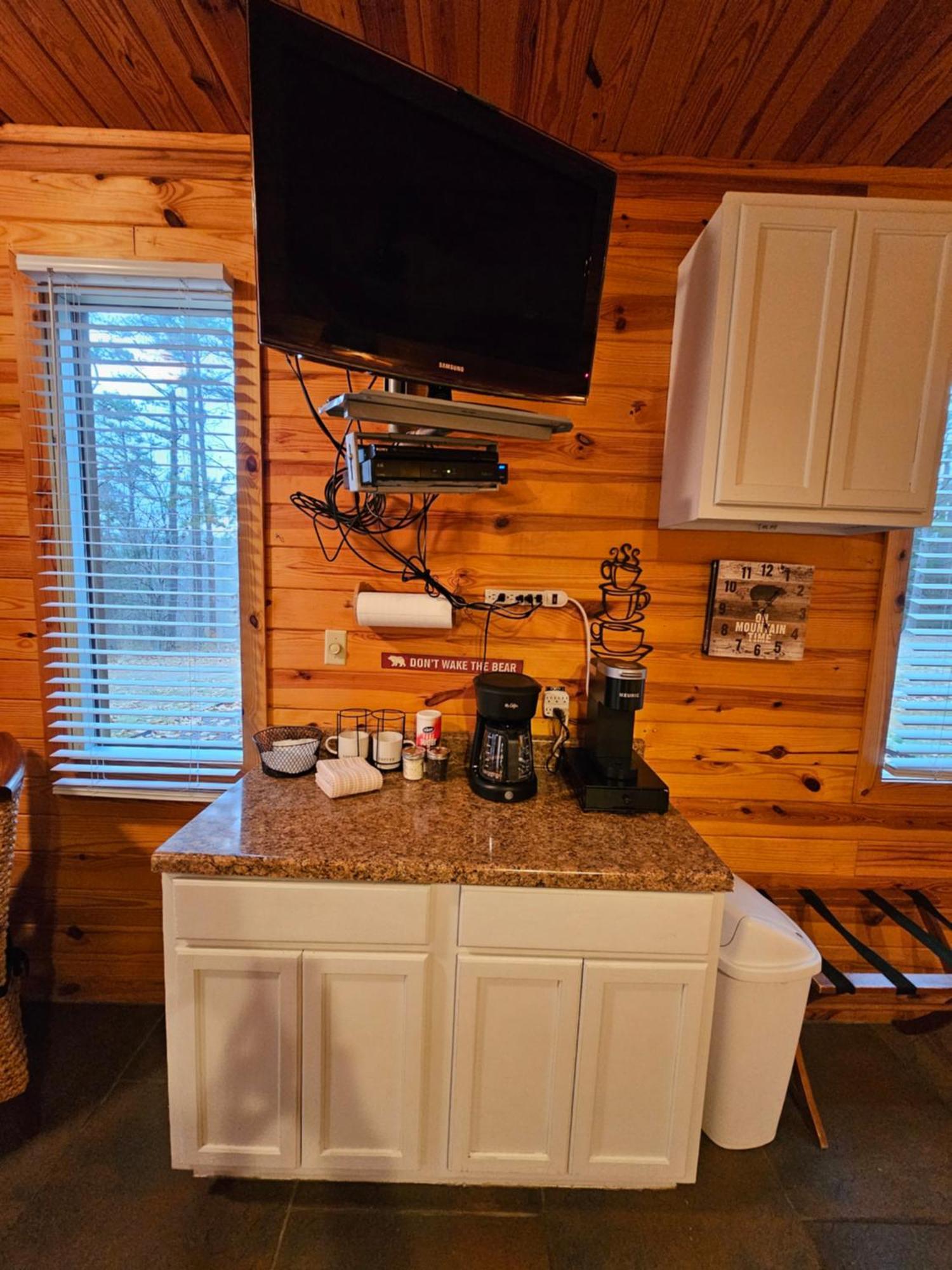 5 Min To Beaver Lake-King Bed-Fire Pit-Jetted Tub #1 Eureka Springs Exterior foto